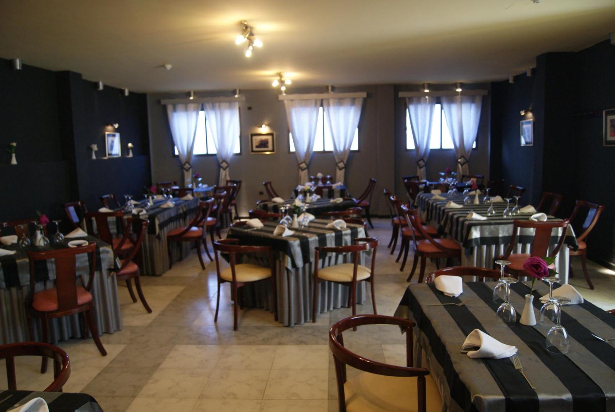 Nerva Hotel Vazquez Diaz מראה חיצוני תמונה